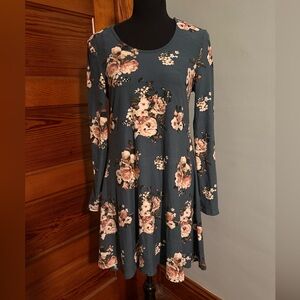 Rue 21 Floral Long sleeve Mini Dress ~ Size Small